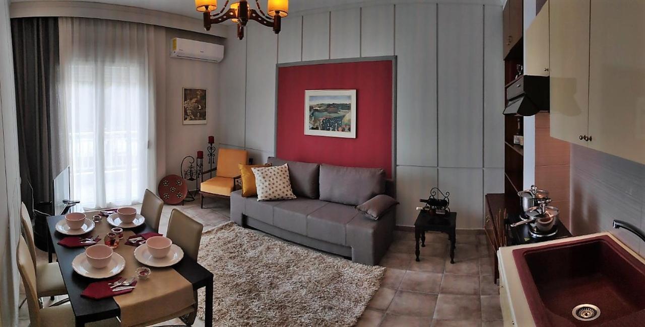 Cozy Apartments Komotini Bagian luar foto