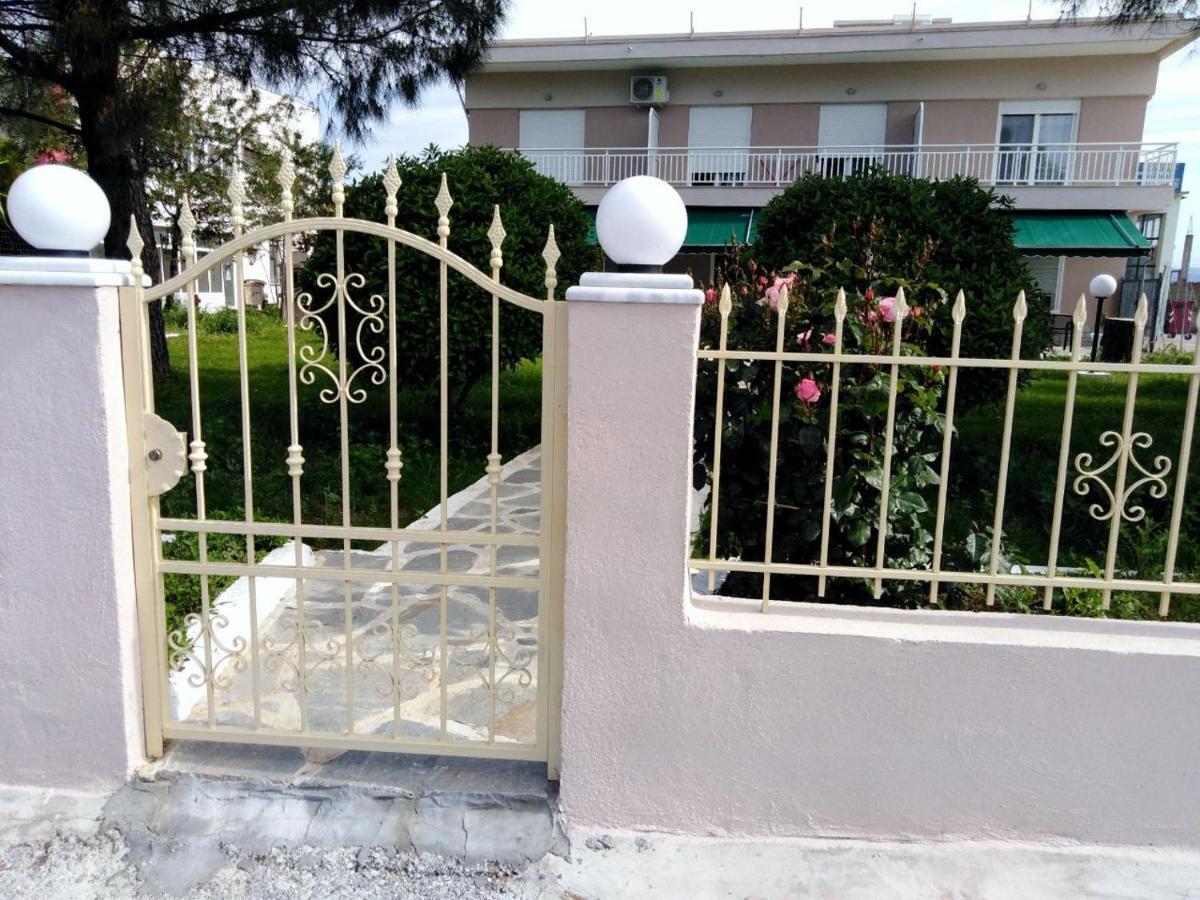 Cozy Apartments Komotini Bagian luar foto
